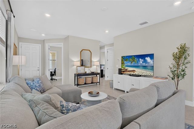 12056 Westmoreland WAY, Fort Myers, FL 33913