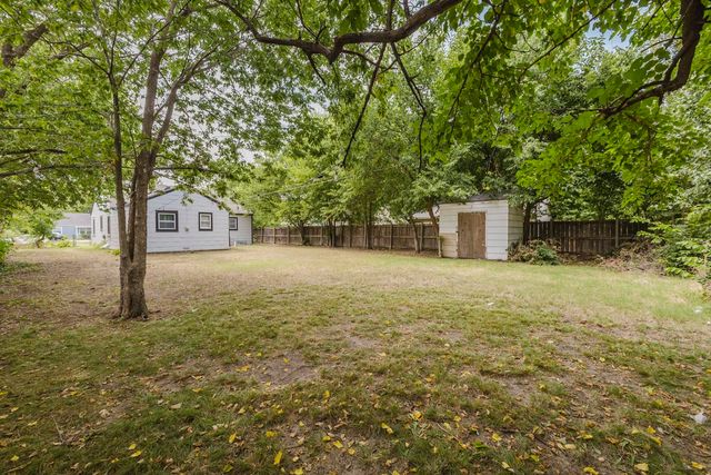 1816 S Millwood, Wichita, KS 67213