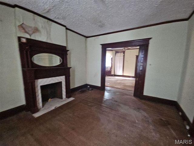 5142 Vernon Avenue, St Louis, MO 63113
