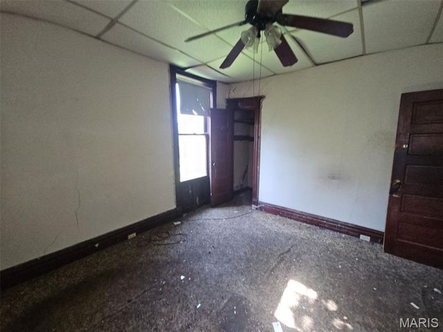 5142 Vernon Avenue, St Louis, MO 63113