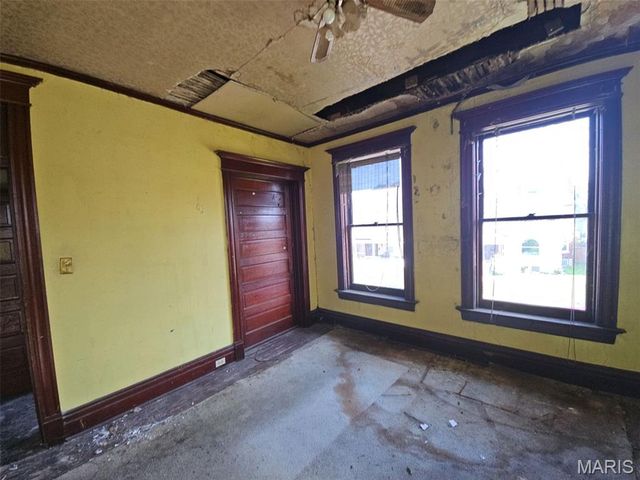 5142 Vernon Avenue, St Louis, MO 63113