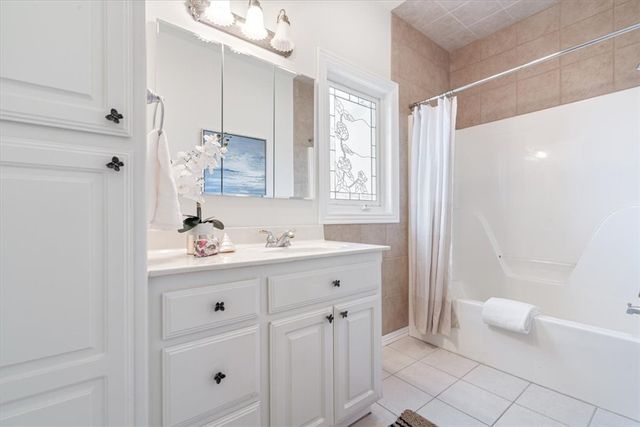 1 Brigadoon Drive, Bella Vista, AR 72715