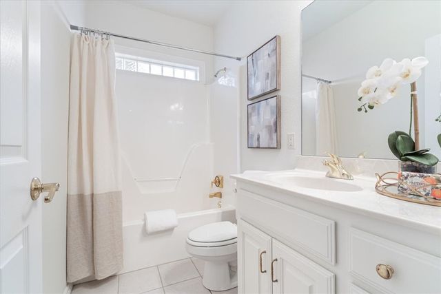 1 Brigadoon Drive, Bella Vista, AR 72715