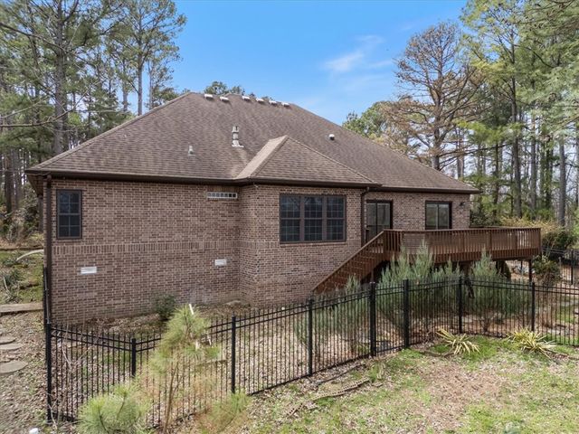 1 Brigadoon Drive, Bella Vista, AR 72715