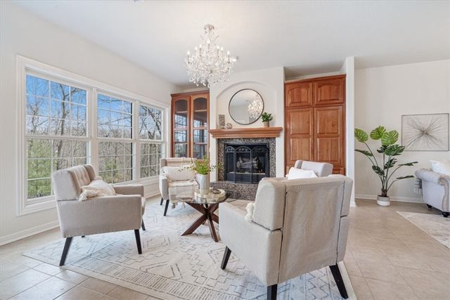 1 Brigadoon Drive, Bella Vista, AR 72715