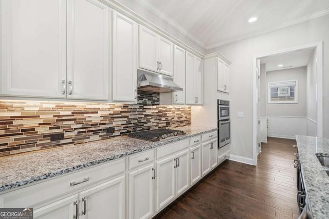 512 Edgewater Drive, Canton, GA 30115