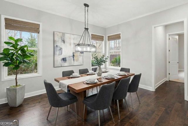 512 Edgewater Drive, Canton, GA 30115