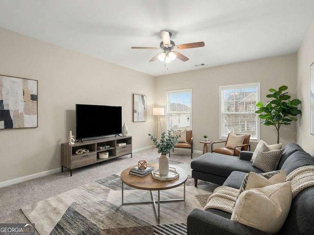 512 Edgewater Drive, Canton, GA 30115