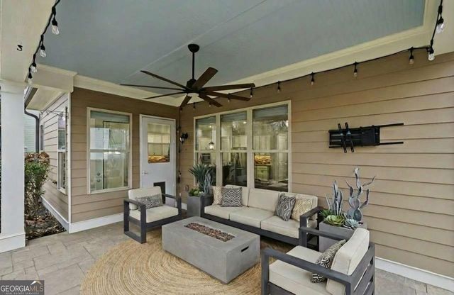 512 Edgewater Drive, Canton, GA 30115