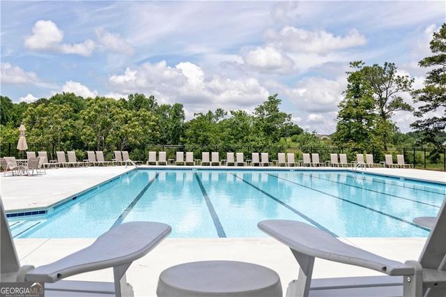 512 Edgewater Drive, Canton, GA 30115