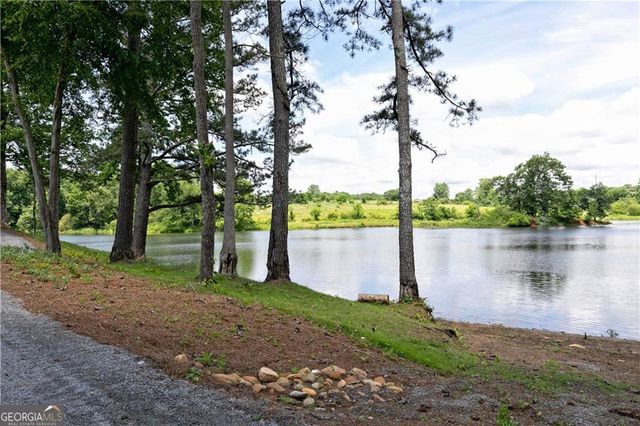 512 Edgewater Drive, Canton, GA 30115