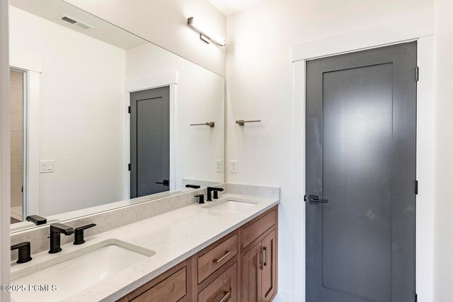 11663 N Deepwater Drive, Hideout, UT 84036