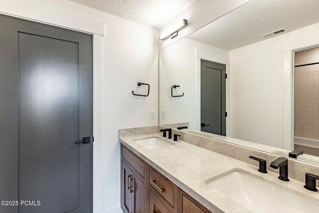 11663 N Deepwater Drive, Hideout, UT 84036