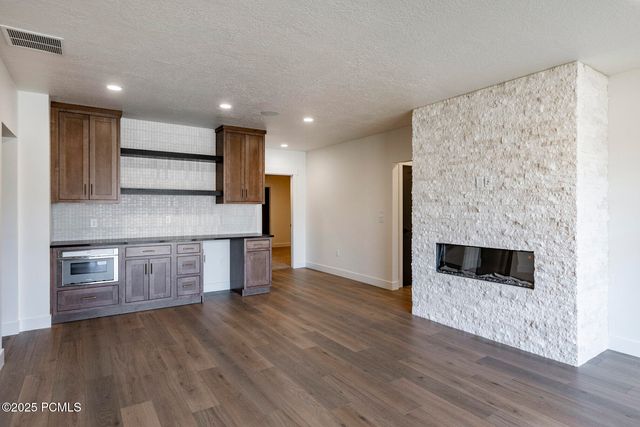 11663 N Deepwater Drive, Hideout, UT 84036