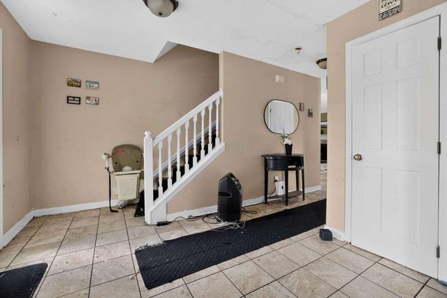 420 Belfair Drive, Galloway, OH 43119
