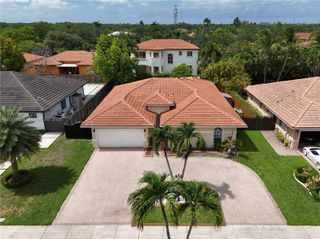 7831 NW 160th Terrace, Miami Lakes, FL 33016