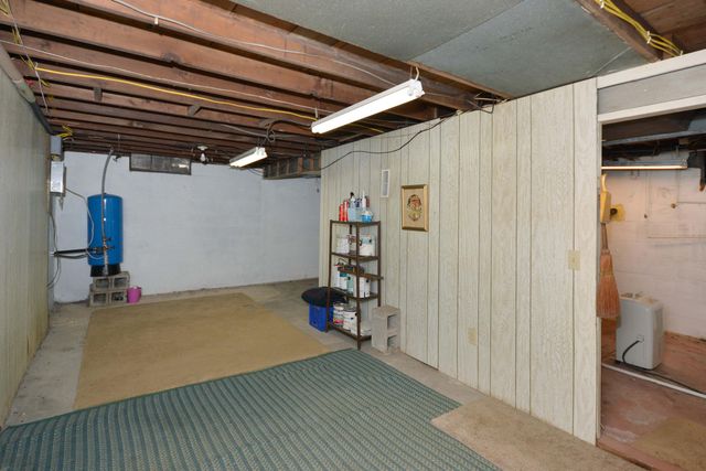 5007 Fordham Avenue, Kalamazoo, MI 49048