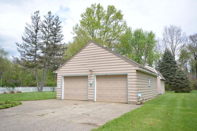 5007 Fordham Avenue, Kalamazoo, MI 49048