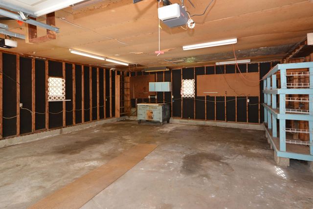 5007 Fordham Avenue, Kalamazoo, MI 49048