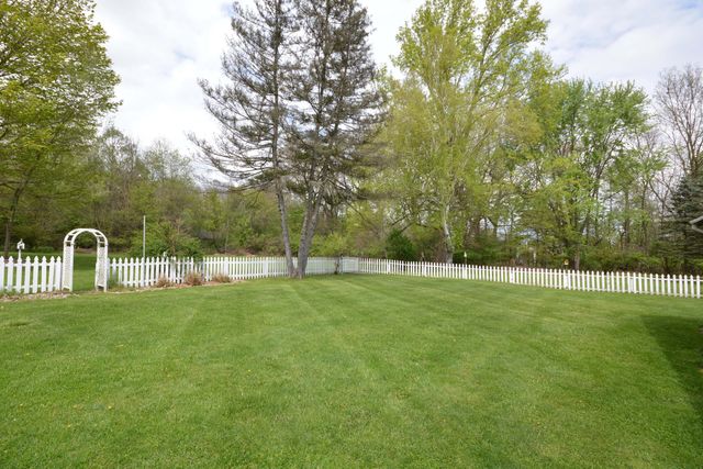 5007 Fordham Avenue, Kalamazoo, MI 49048