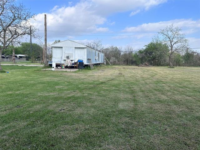 2118 Land Breeze Drive, Baytown, TX 77523