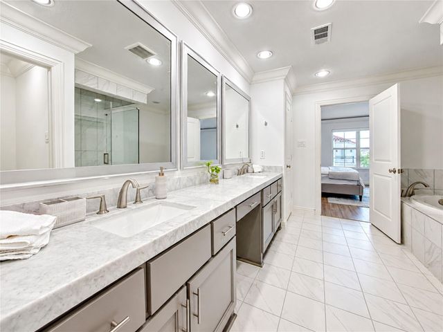13605 Teal Bluff Lane, Houston, TX 77077