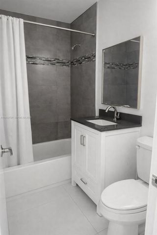 5250 SW 115th Ave, Miami, FL 33165