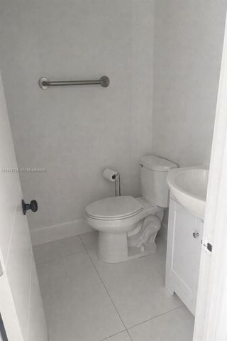 5250 SW 115th Ave, Miami, FL 33165