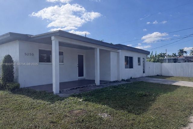 5250 SW 115th Ave, Miami, FL 33165