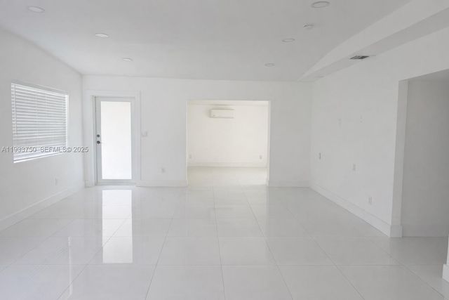 5250 SW 115th Ave, Miami, FL 33165