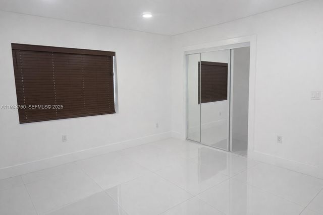 5250 SW 115th Ave, Miami, FL 33165