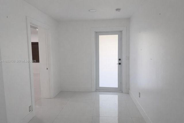 5250 SW 115th Ave, Miami, FL 33165