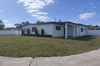 5250 SW 115th Ave, Miami, FL 33165