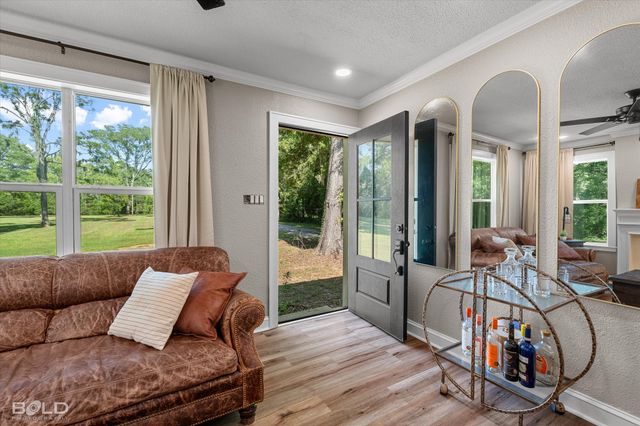 600 Horseshoe Bend Road, Doyline, LA 71023