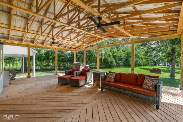 600 Horseshoe Bend Road, Doyline, LA 71023