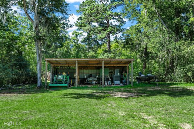 600 Horseshoe Bend Road, Doyline, LA 71023