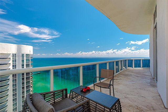 15901 Collins Avenue 4302, Sunny Isles Beach, FL 33160