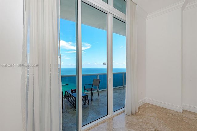 15901 Collins Avenue 4302, Sunny Isles Beach, FL 33160