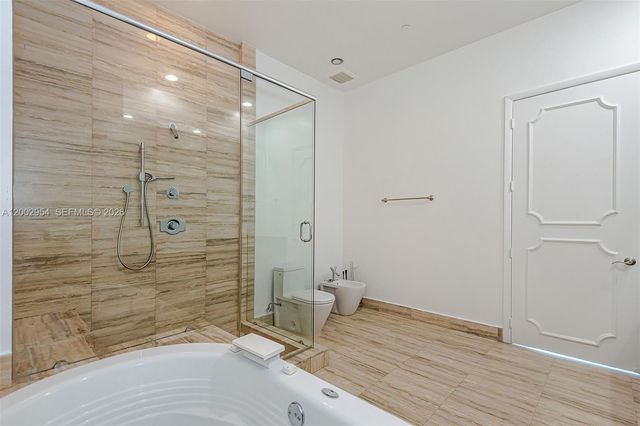 15901 Collins Avenue 4302, Sunny Isles Beach, FL 33160