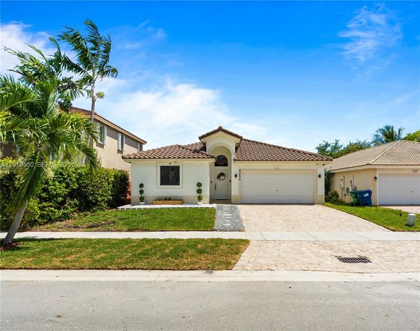 9256 SW 209th Ter, Cutler Bay, FL 33189