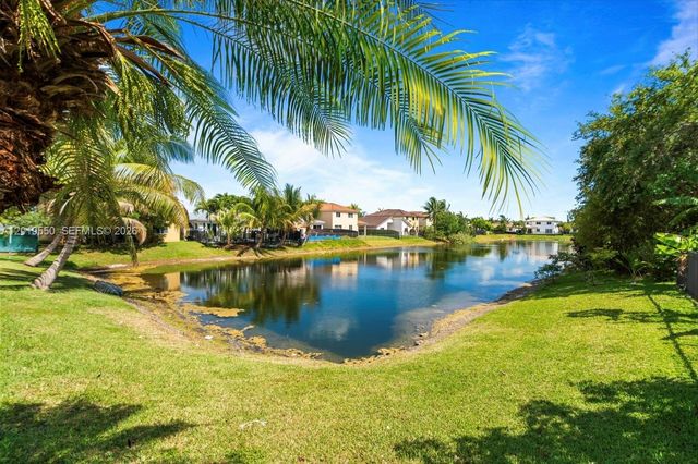 9256 SW 209th Ter, Cutler Bay, FL 33189
