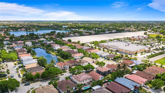 9256 SW 209th Ter, Cutler Bay, FL 33189