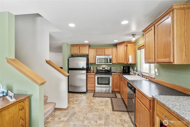 169 Ocean Boulevard, Ocean Shores, WA 98569