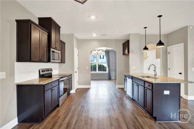 120 Annie Drive, Guyton, GA 31312