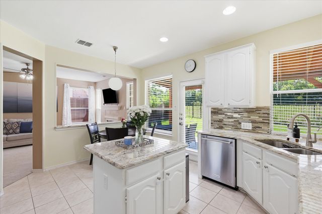 517 Waterview Drive, Coppell, TX 75019