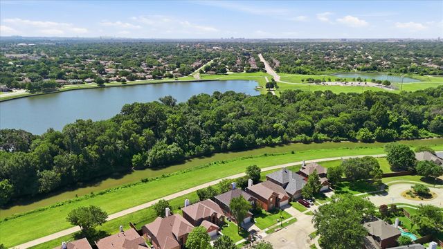 517 Waterview Drive, Coppell, TX 75019