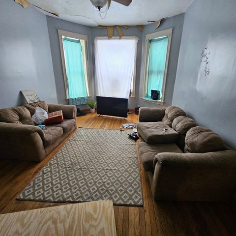 3834 W Monroe Street, Chicago, IL 60624