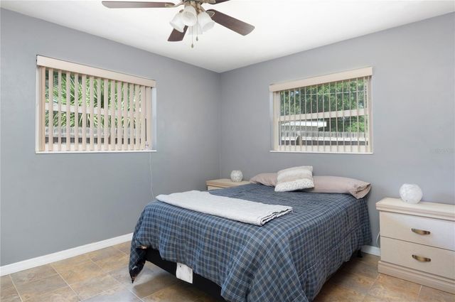 6401 26TH WAY N, St Petersburg, FL 33702