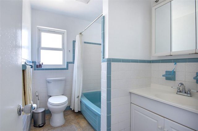 6401 26TH WAY N, St Petersburg, FL 33702