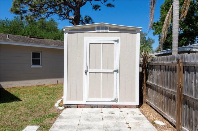 6401 26TH WAY N, St Petersburg, FL 33702